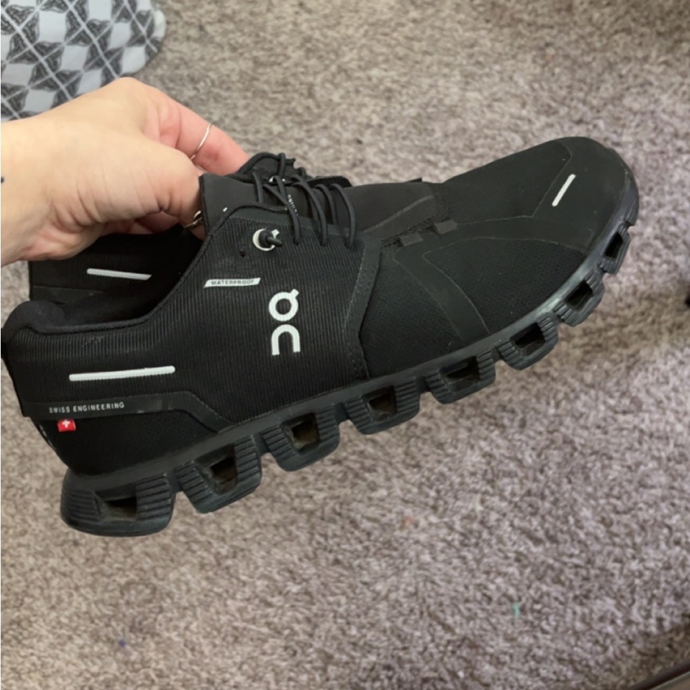 On Cloud 5 Waterproof
